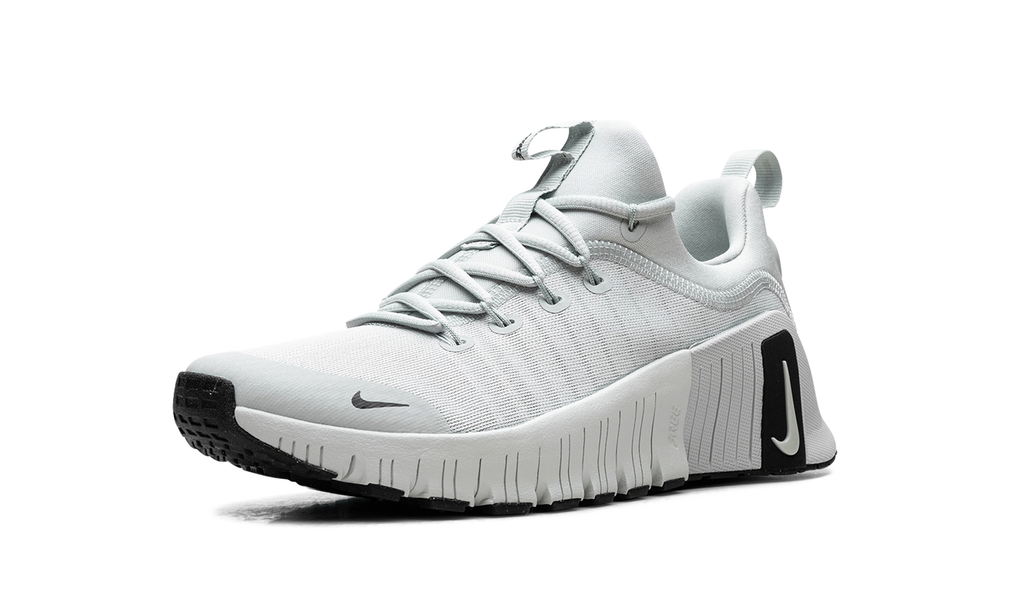 Free Metcon 6 WMNS "Light Silver Black" FJ7126 008