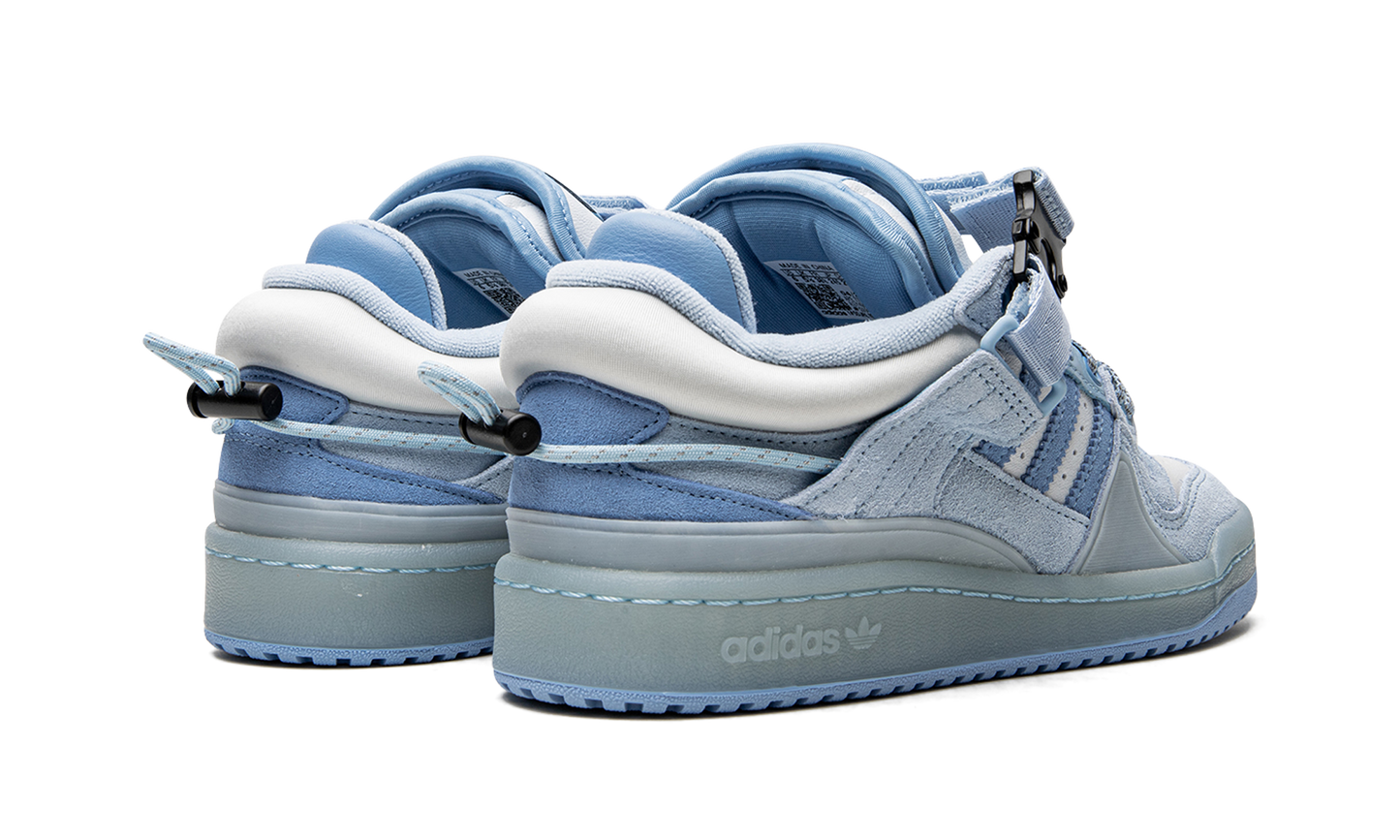 Forum Buckle Low GS "Bad Bunny - Blue Tint"