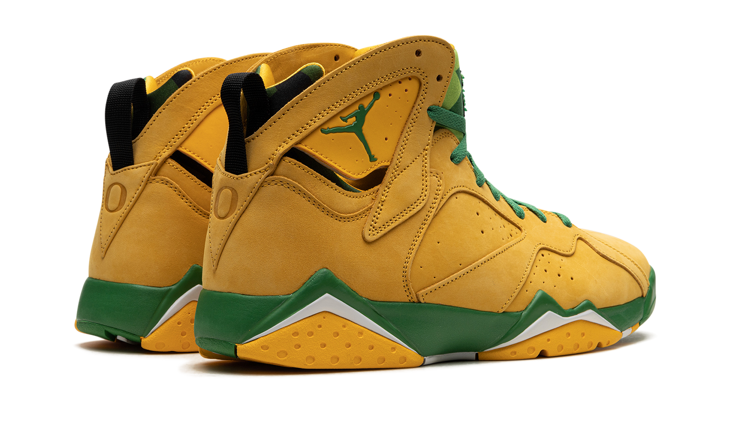 Air Jordan 7 Retro "Oregon PE" CZ7942 703 00