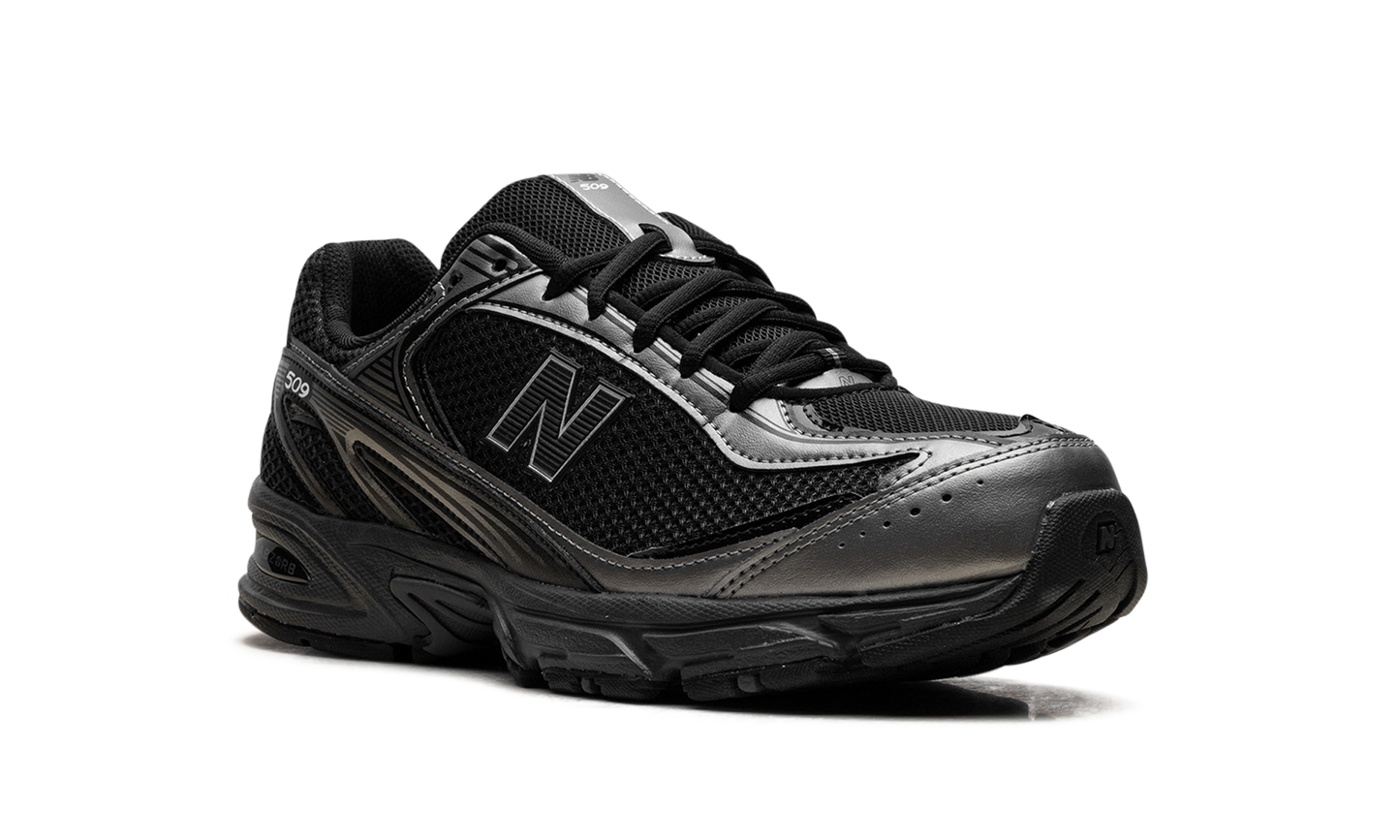 509 "Do Hee Kim - Black Silver" U509E1