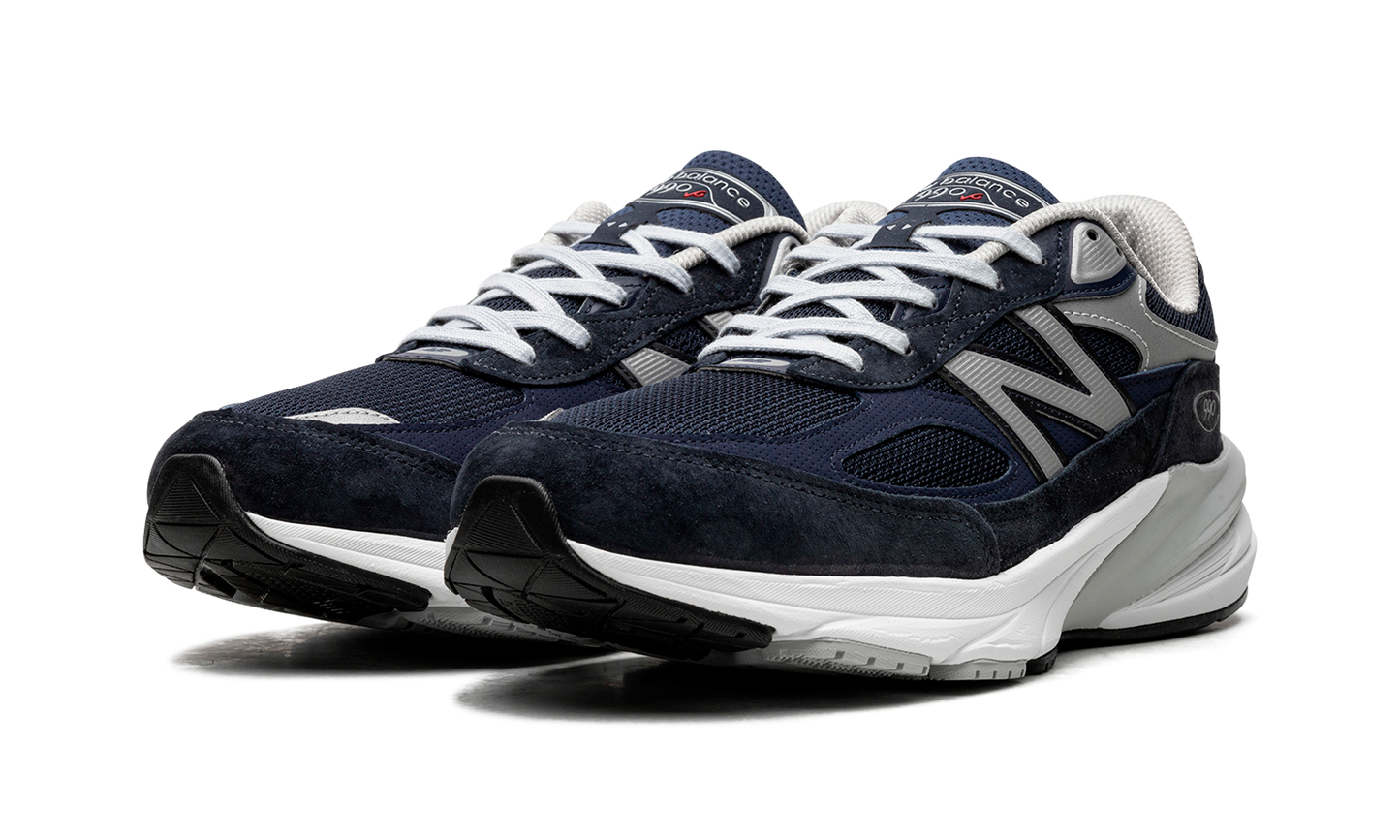 990v6 "Navy" M990NV6