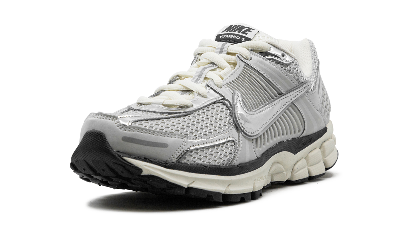 Zoom Vomero 5 "Chrome" HJ3758 001