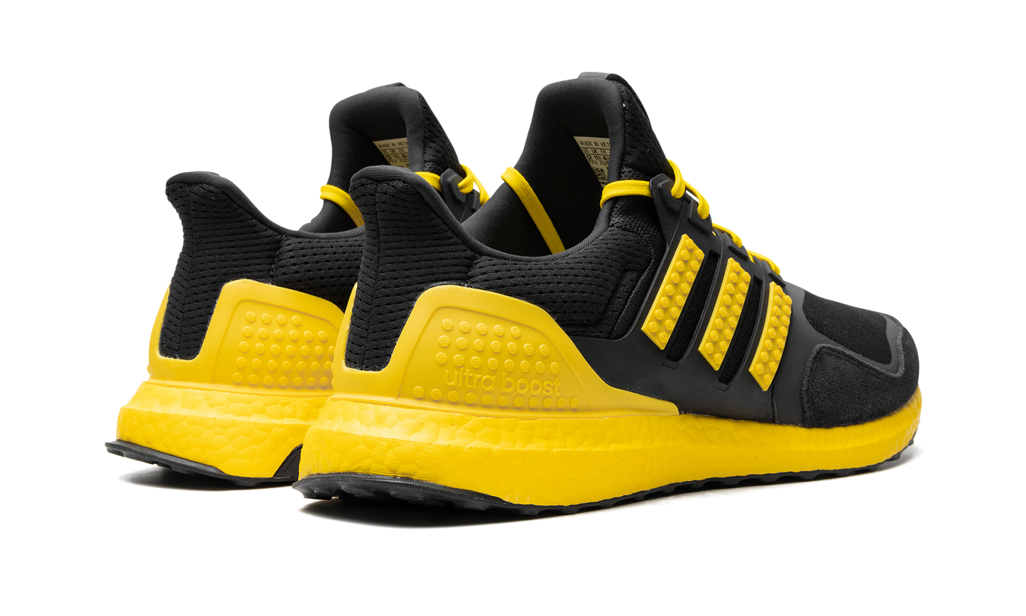 Lego - Ultraboost DNA "Core Black / Yellow / Core Black" H67953