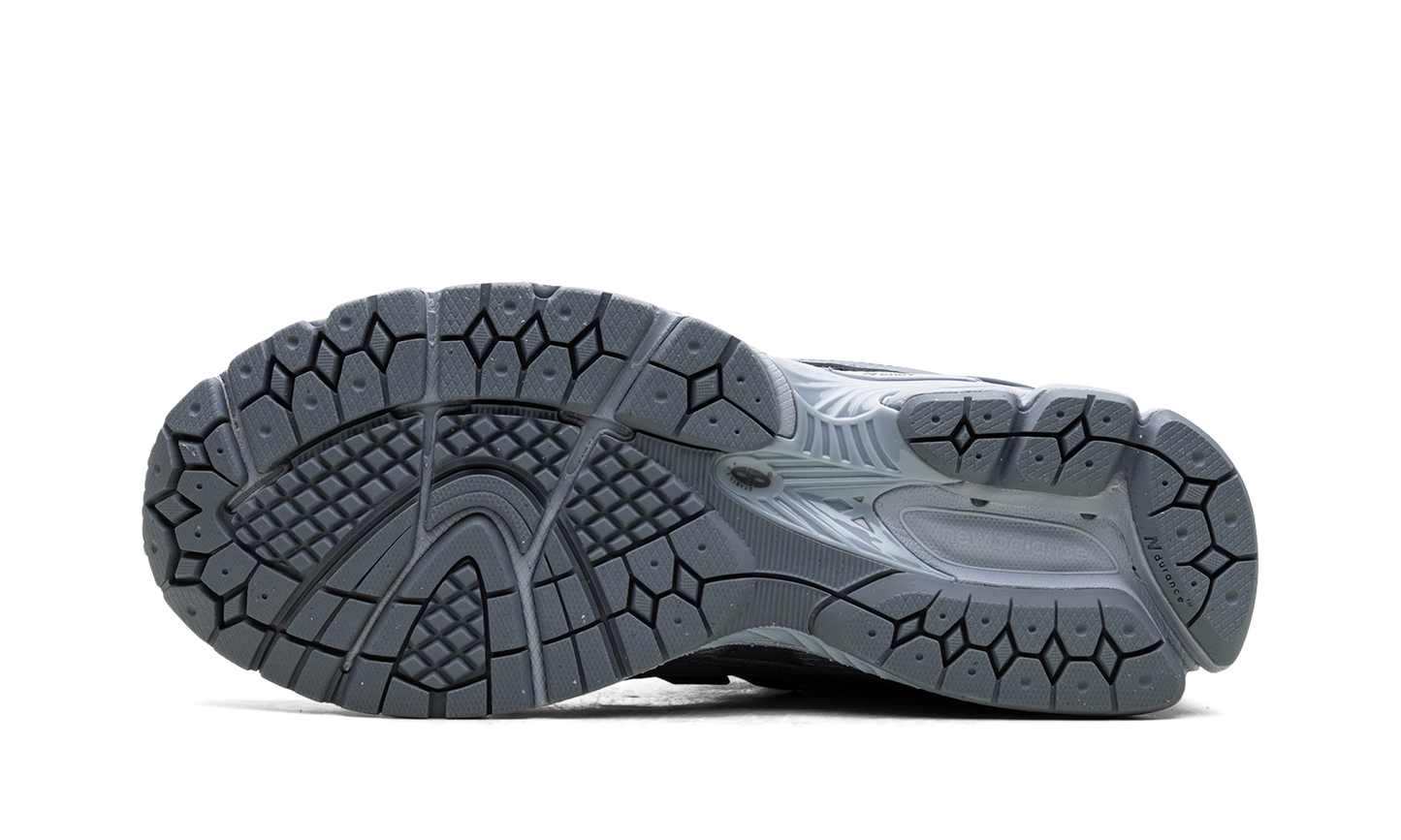 1906 "Arctic Grey" M1906NL