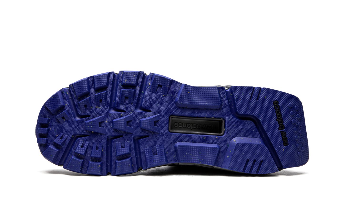 574 "Salehe Bembury - Yurt Black" MS574YSE