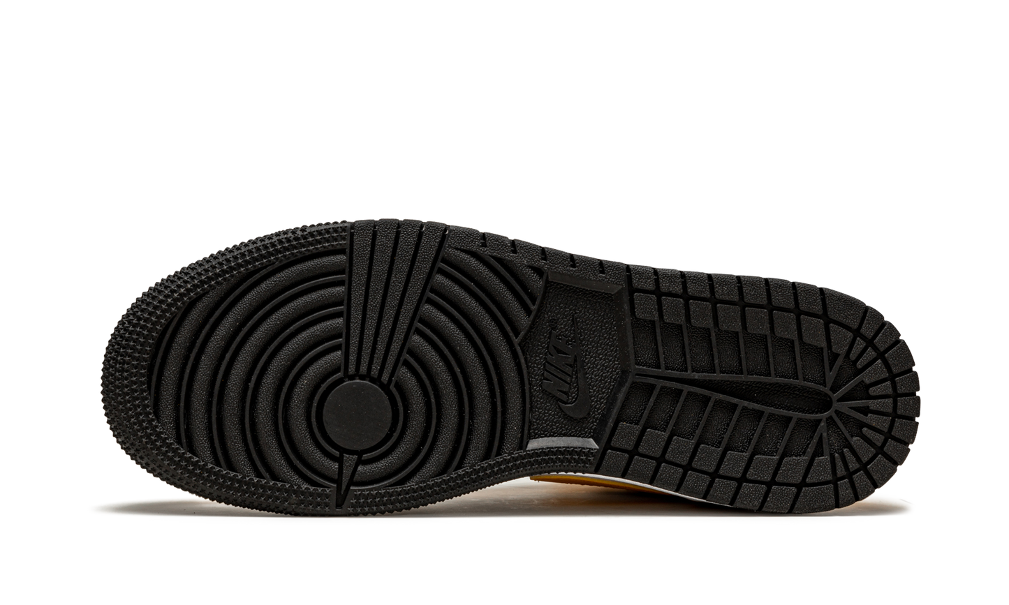 Jordan 1 Mid GS "White / University Gold" 554725 170