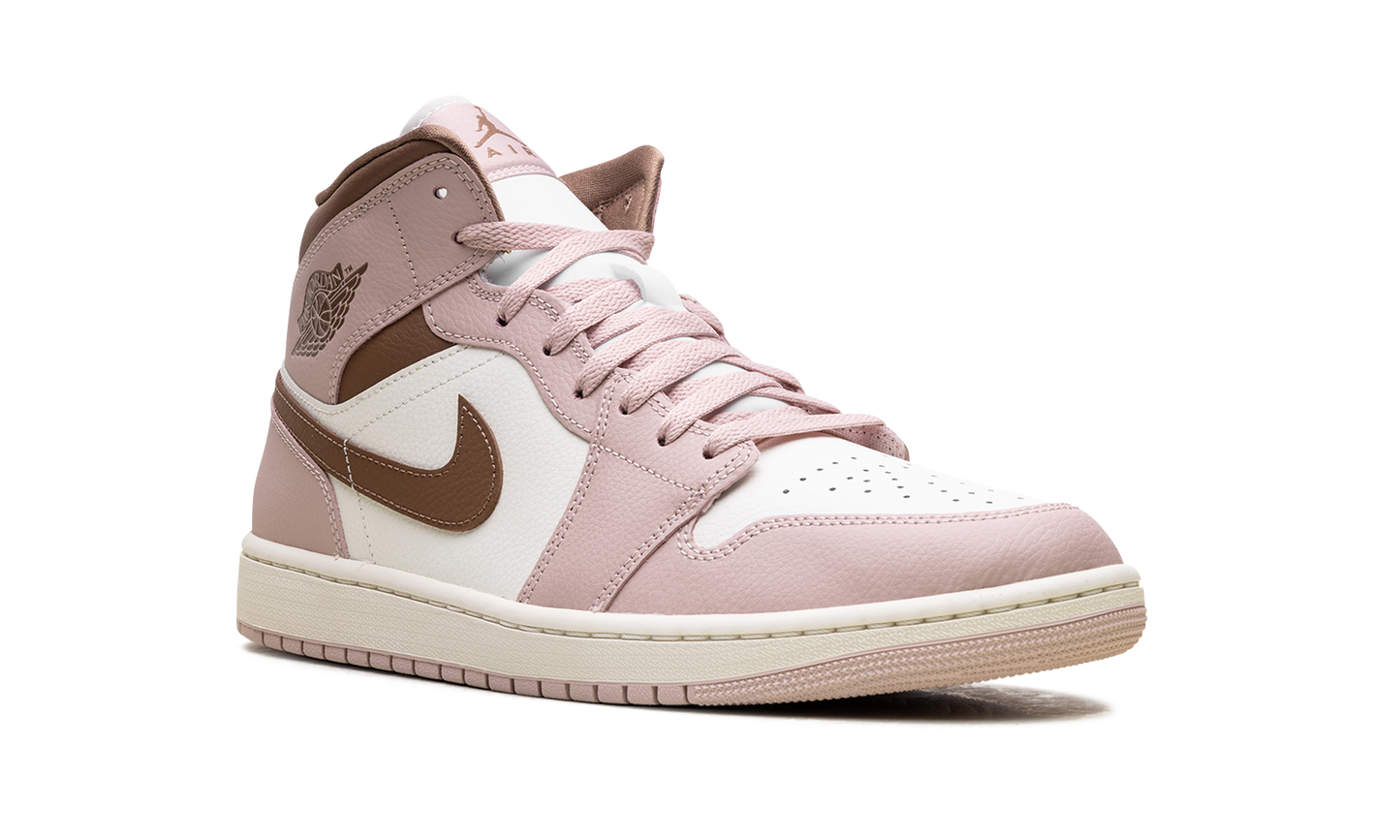 Jordan 1 Mid WMNS "Pink Oxford Brown" BQ6472 620