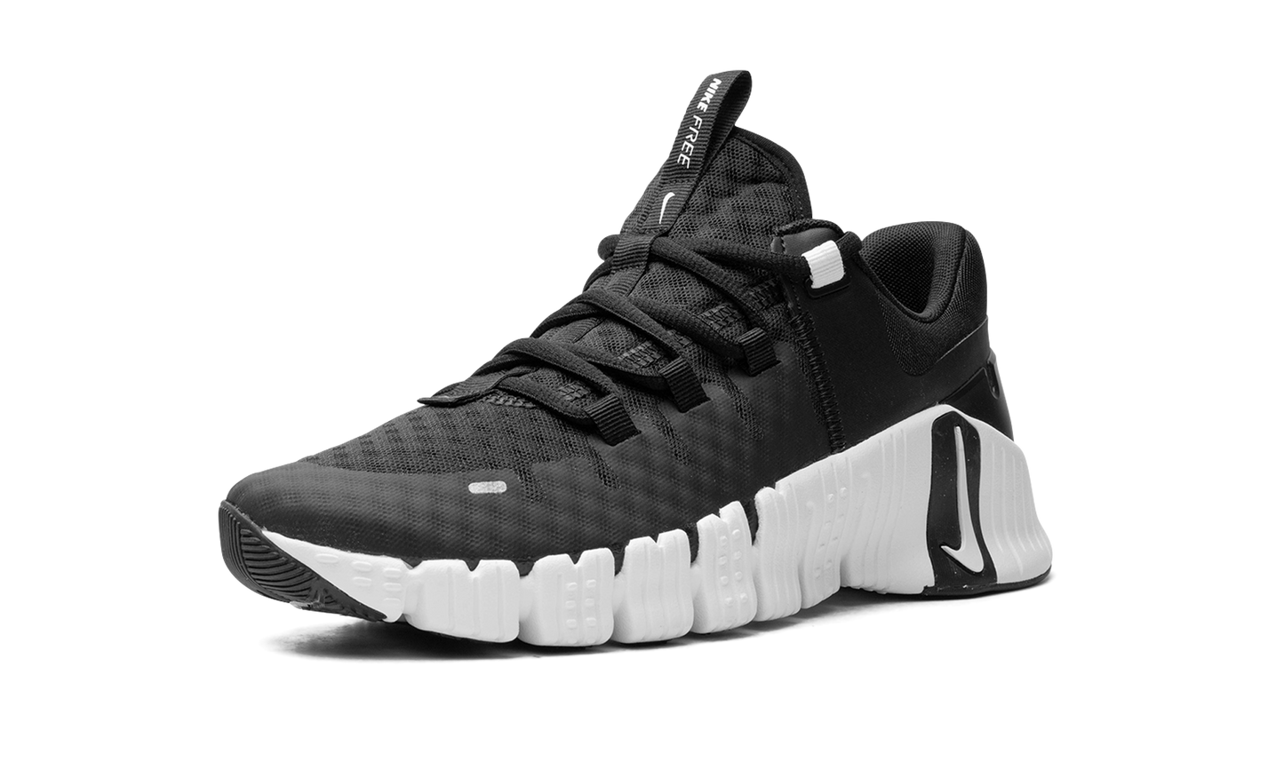 Free Metcon 5 TB "Black White" FN6616 002