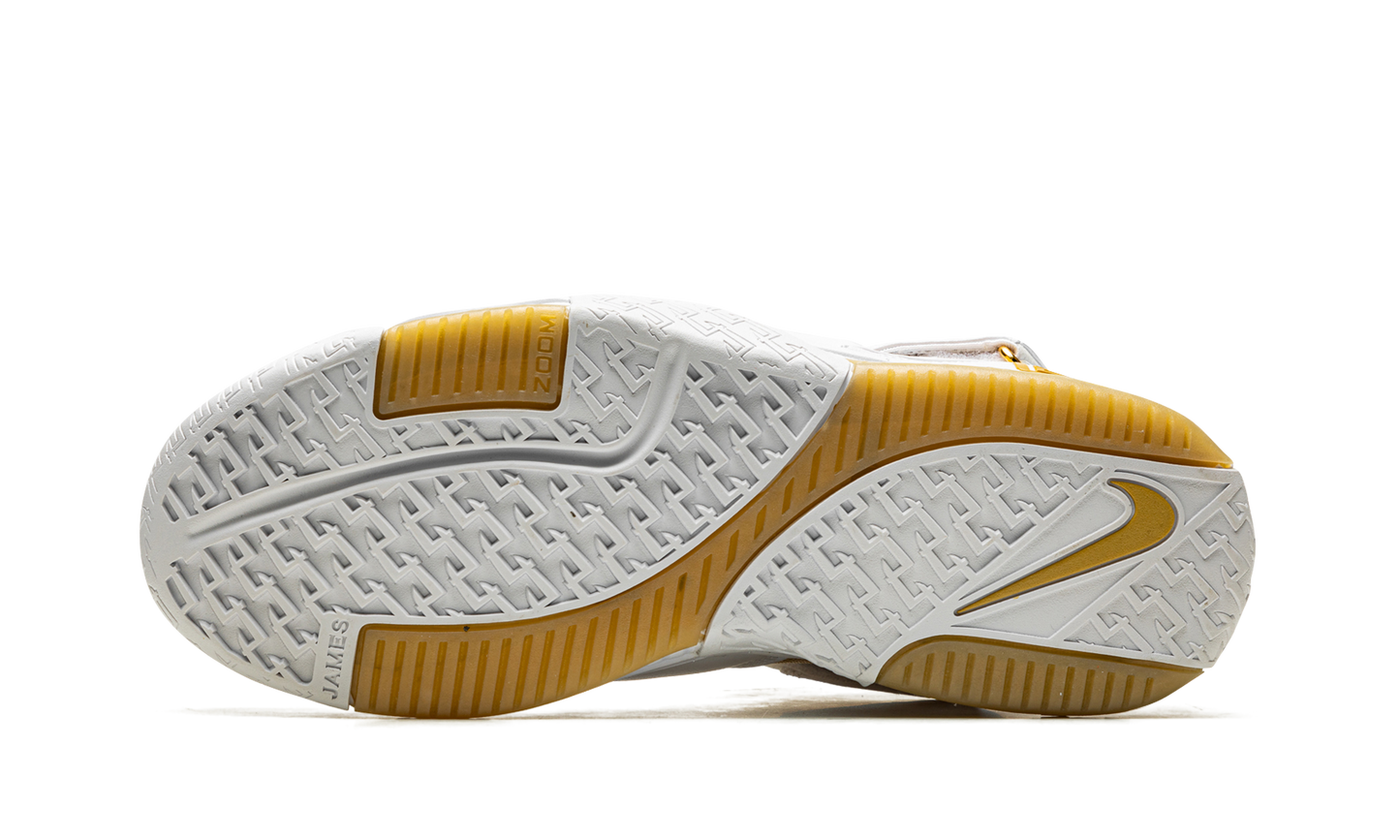 LeBron 2 "Maccabi Tel Aviv" DJ4892 100