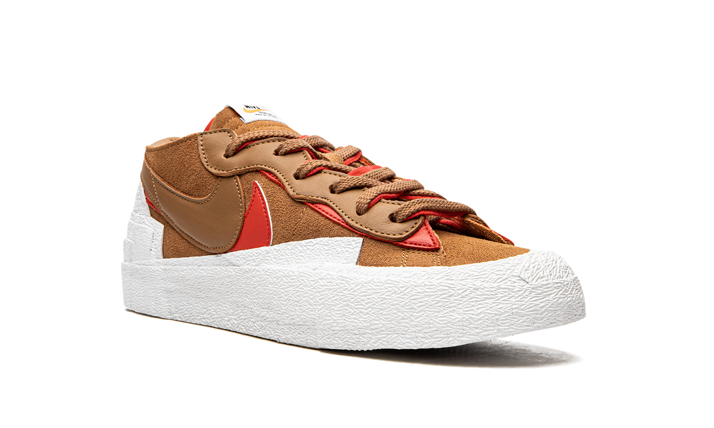 Blazer Low "Sacai - British Tan" DD1877 200