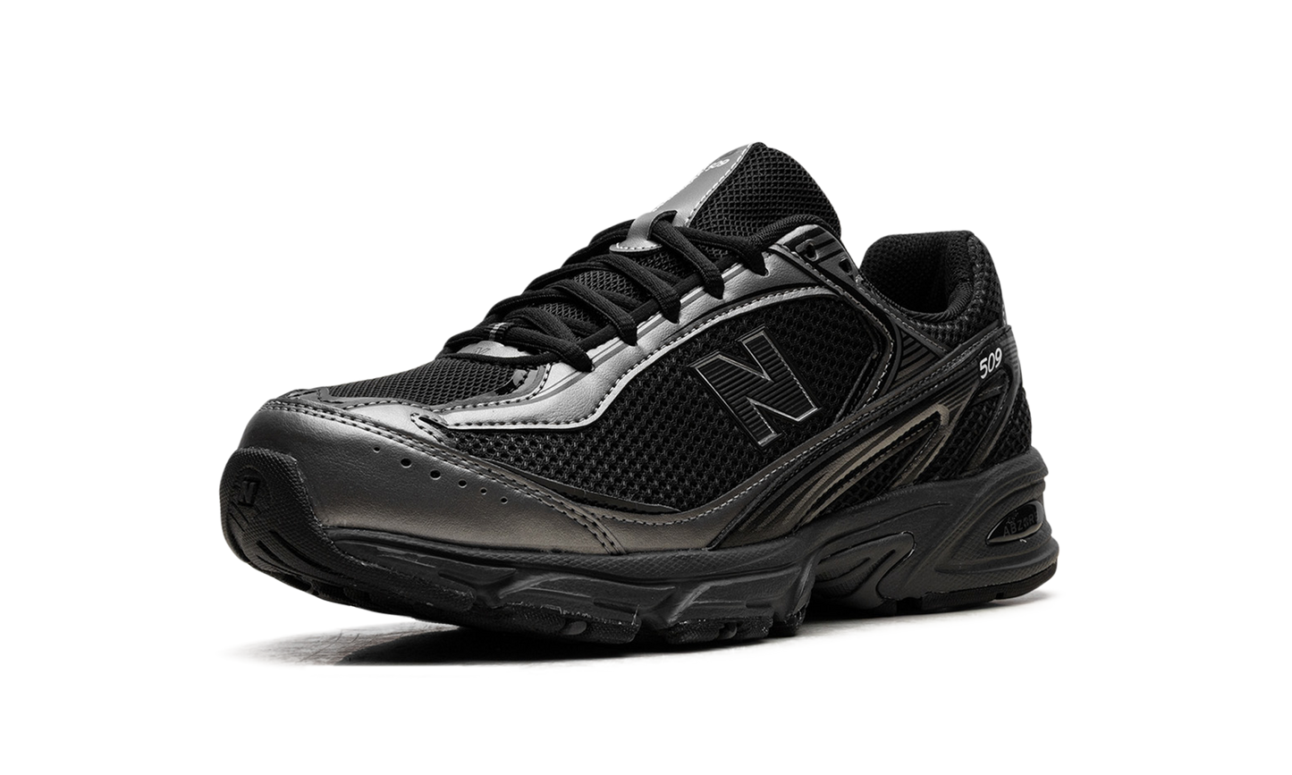 509 "Do Hee Kim - Black Silver" U509E1