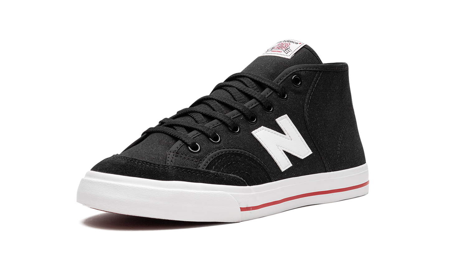 Pro Court 213 "Black White"