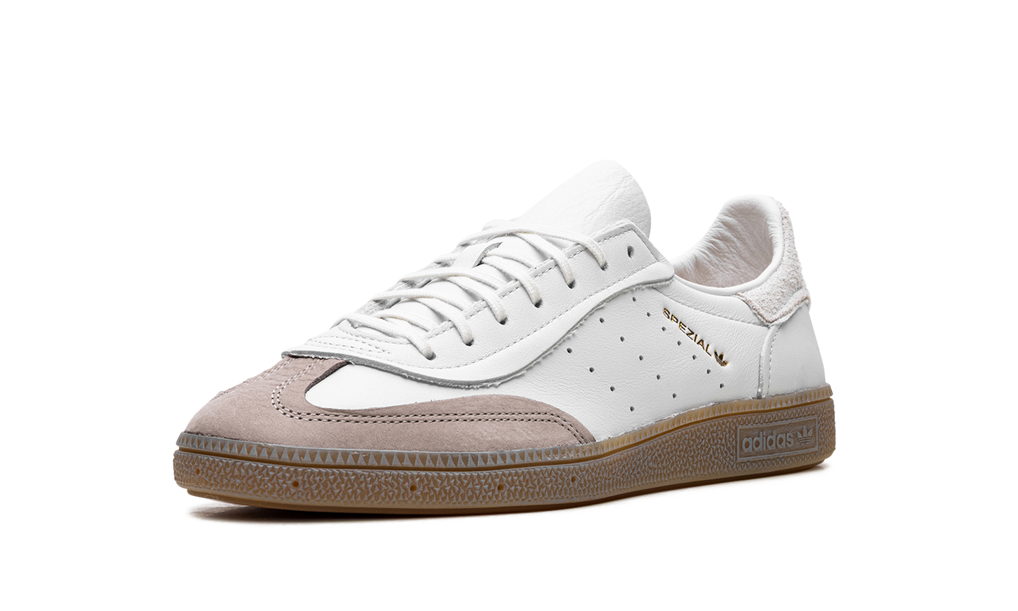 Handball Spezial "Invincible - Crystal White Grey" JQ2376