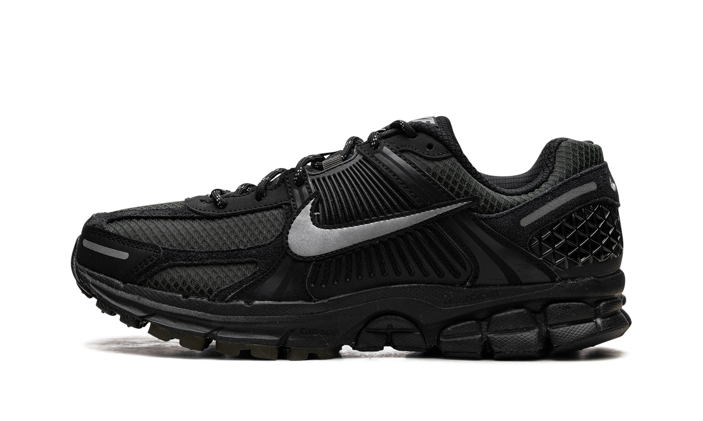 Vomero 5 "Black Sequoia" HV2527 001