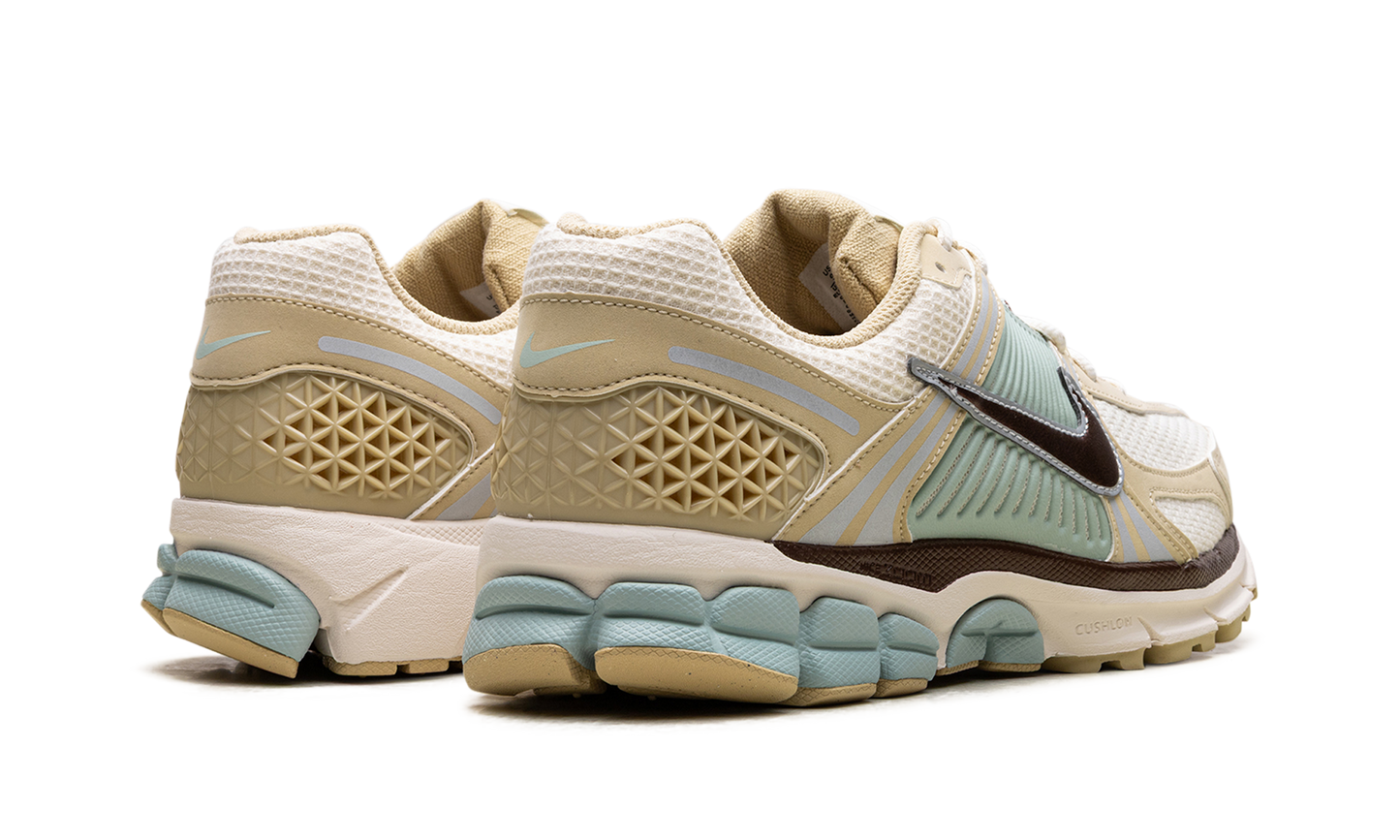 Air Zoom Vomero 5 "Team Gold Seafoam" IB2987 700