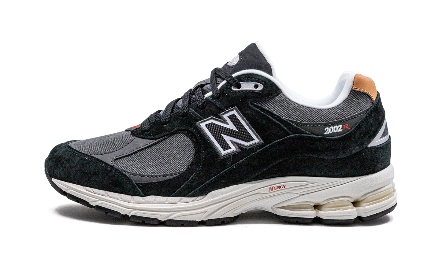 2002R "Black Denim" M2002REB