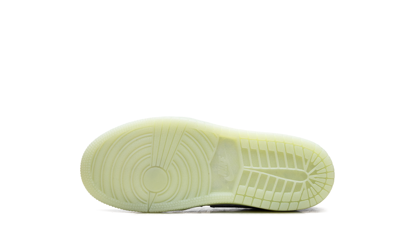 Air Jordan 1 Low "Black Raspberry" HF0411 001