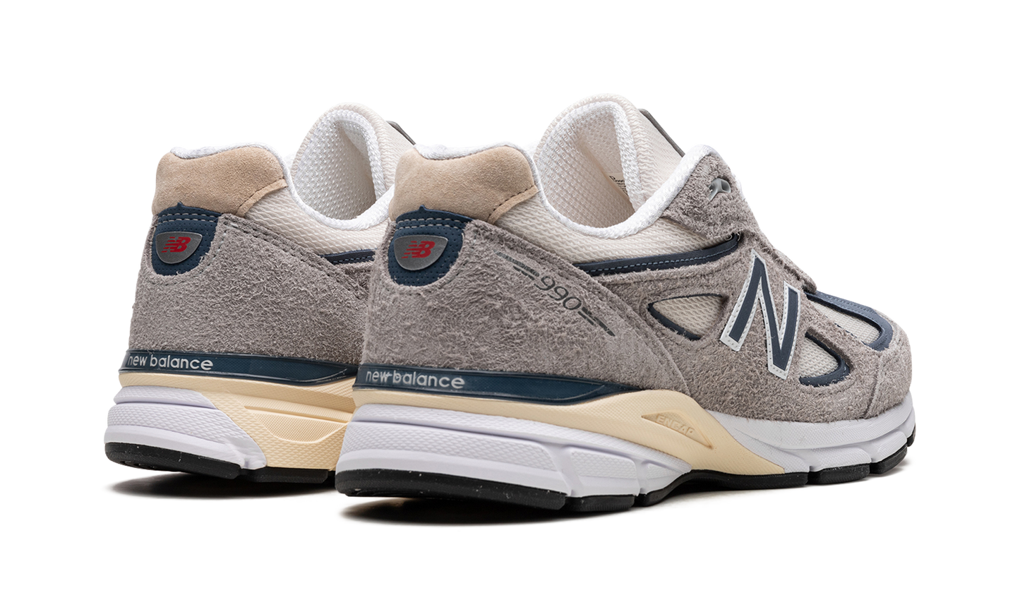 990v4 "Made in USA - Grey/Navy" U990TA4