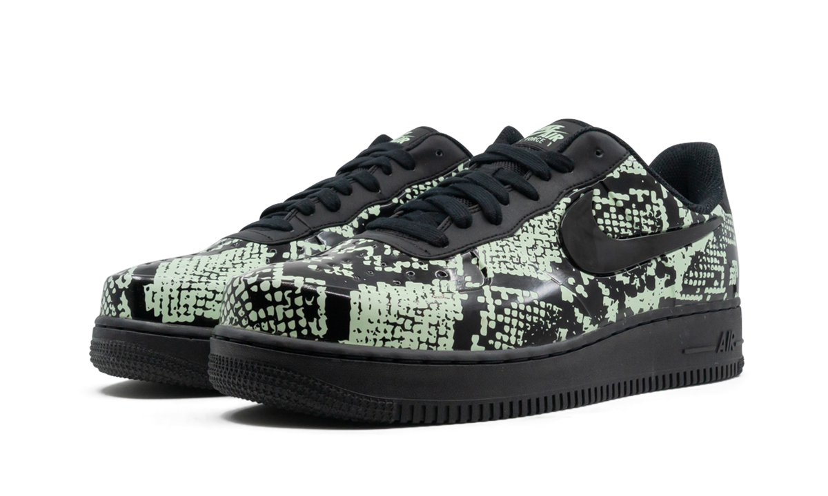 Air Force 1 Foamposite Pro Cup AJ3664 300