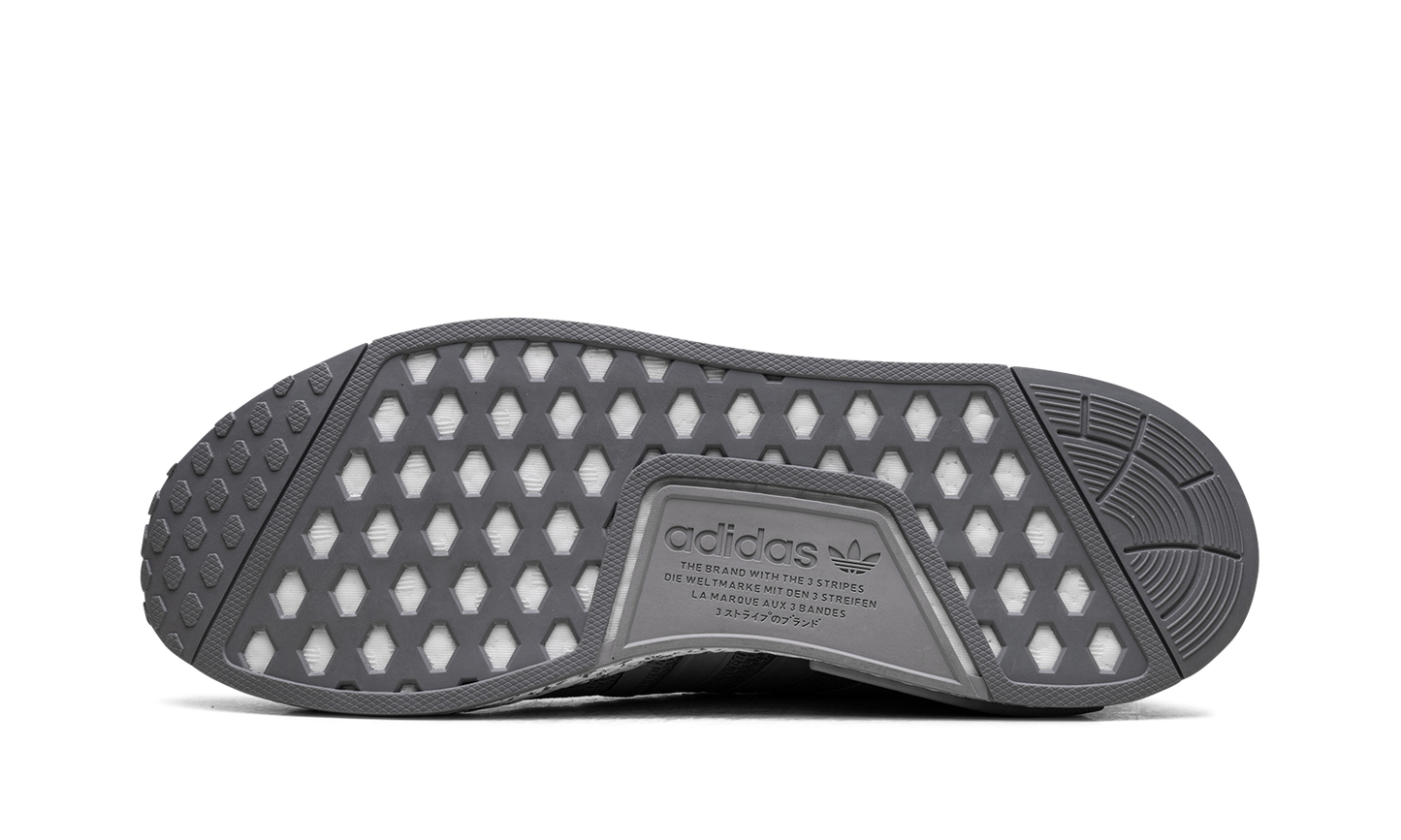 NMD R1 "Grey / Light Onix / Footwear White" ID5753