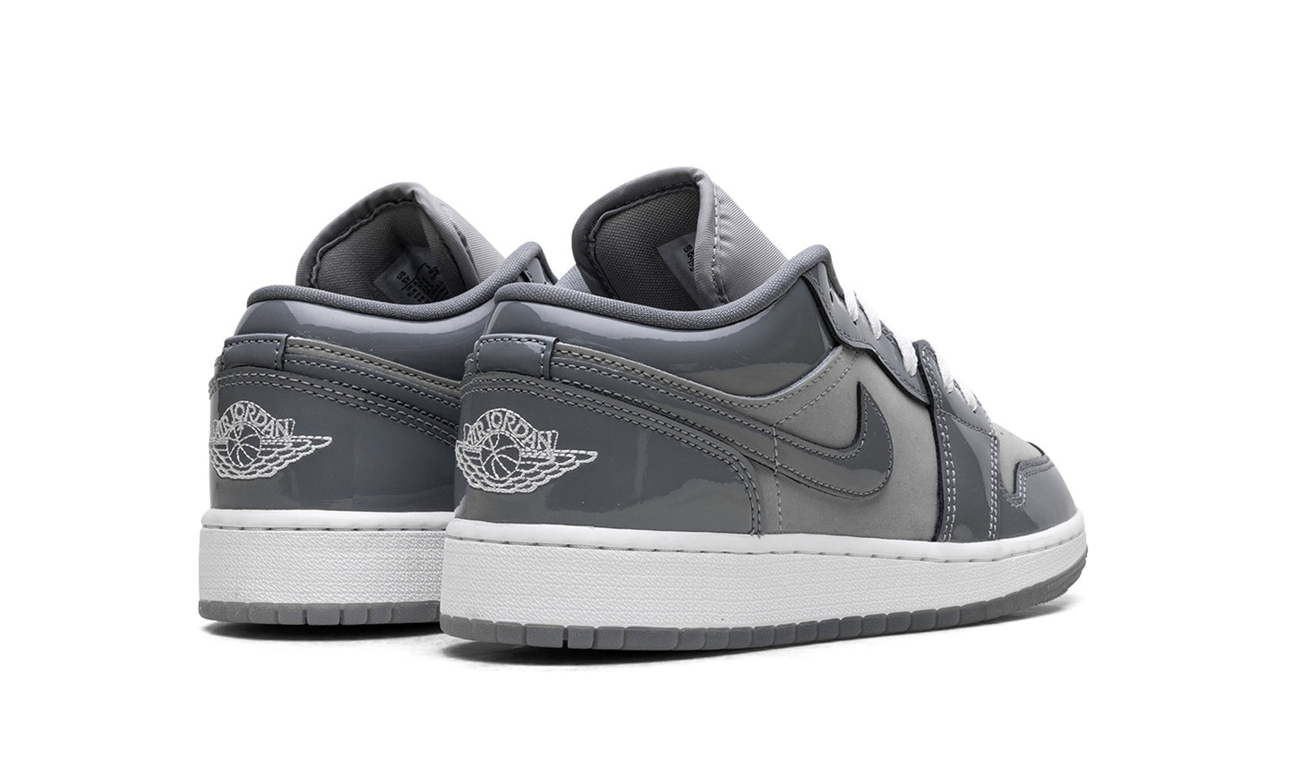 Jordan 1 Low SE GS "Medium Grey Cool Grey White" HF3188 011