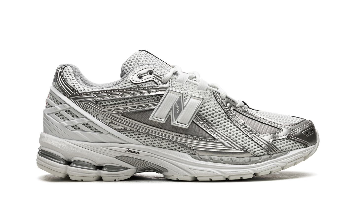 1906R "Silver Surfer" M1906RCB