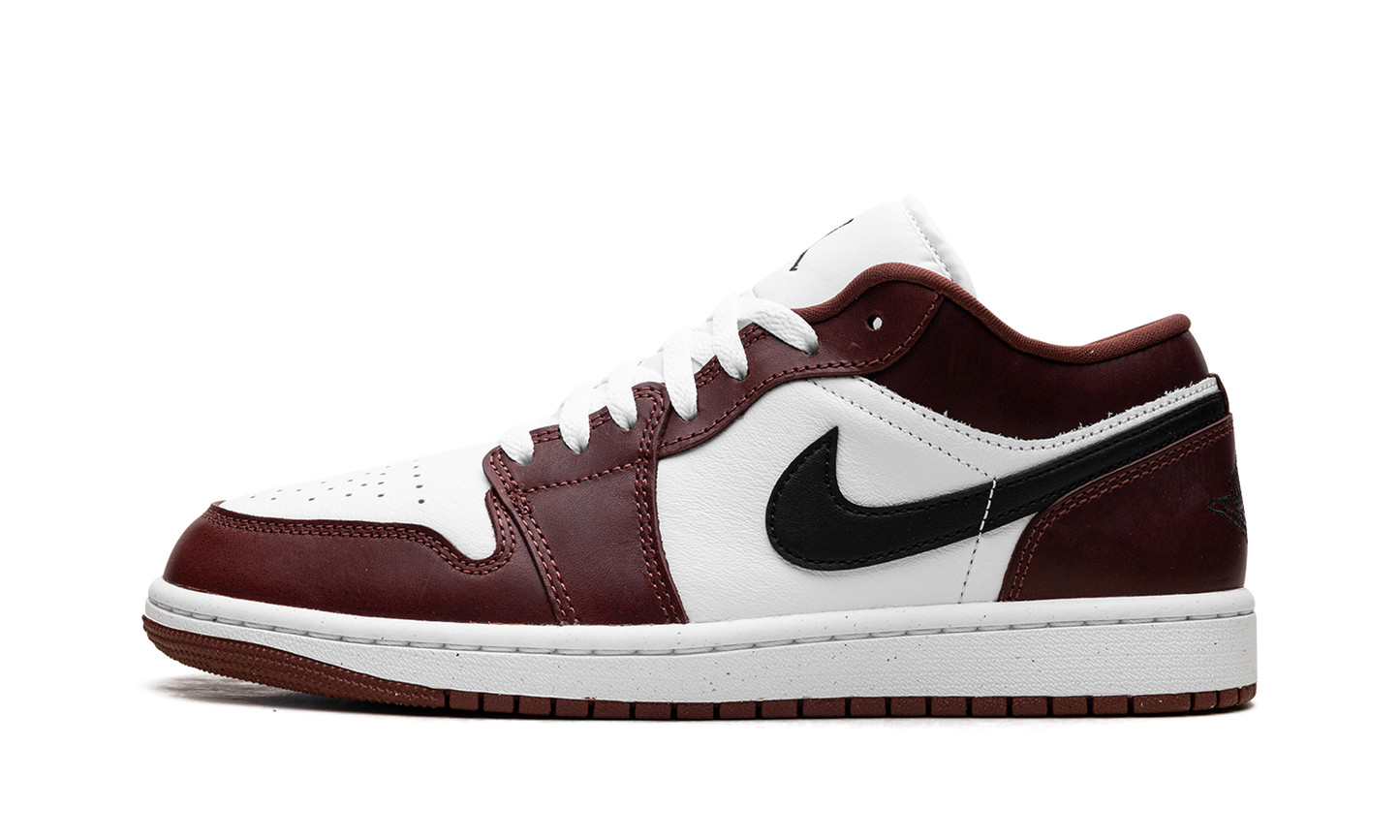 Jordan 1 Low SE "Dark Pony" HF3148 102