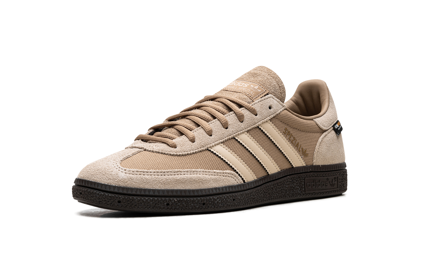 Handball Spezial "Cardboard Crystal Sand" JI4645