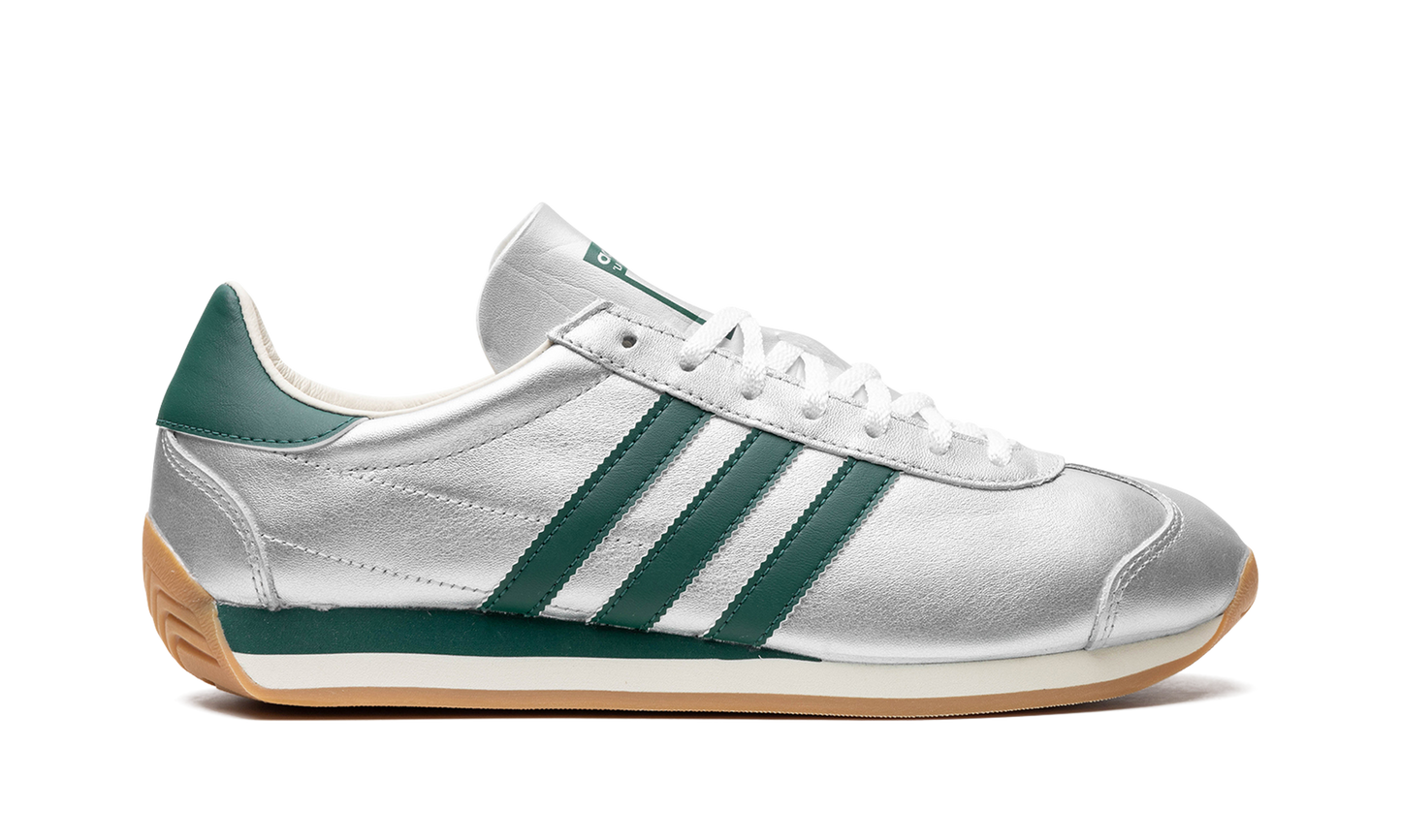 Wmns Country OG "Silver/Green" IE8412