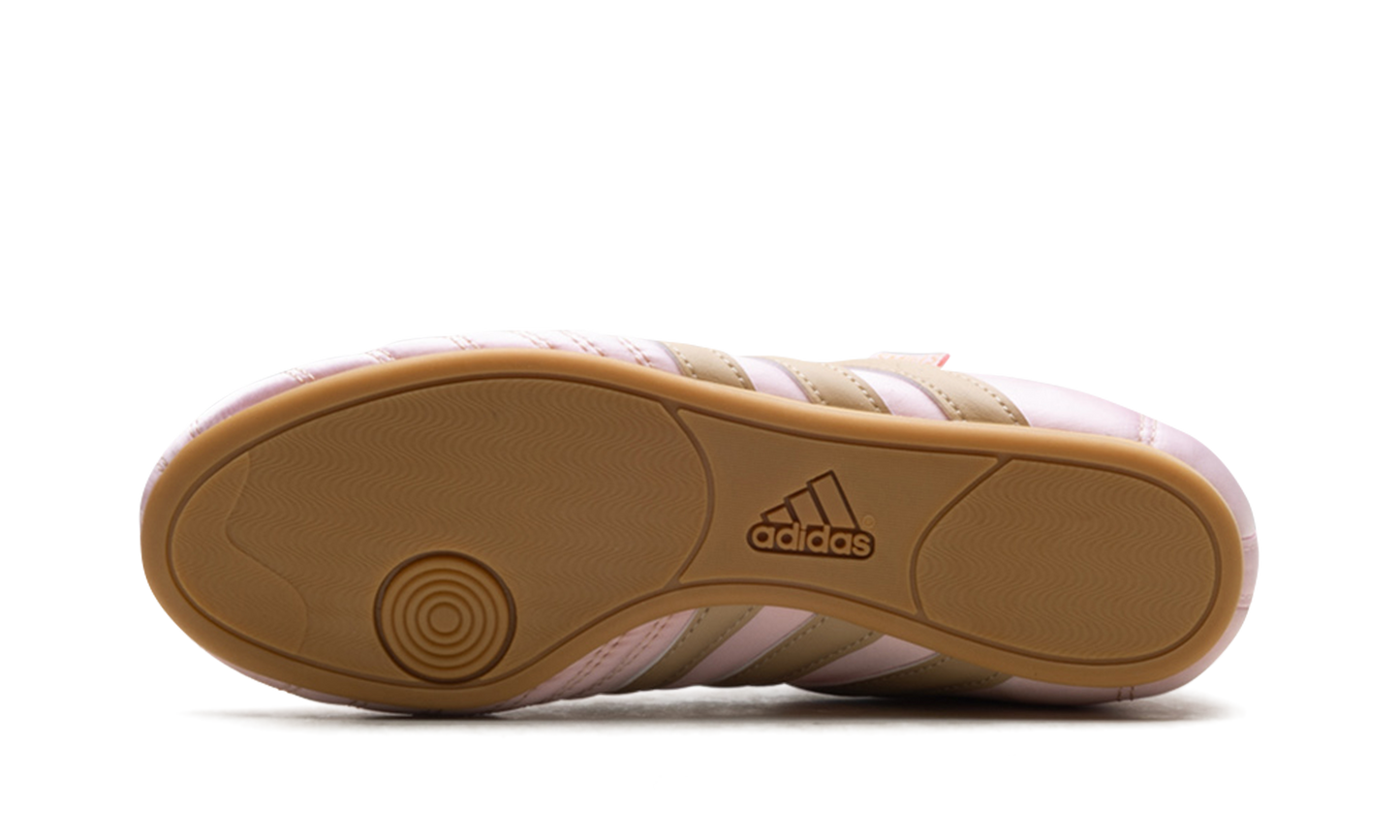 Taekwondo WMNS "Clear Pink Magic Biege" JQ8209