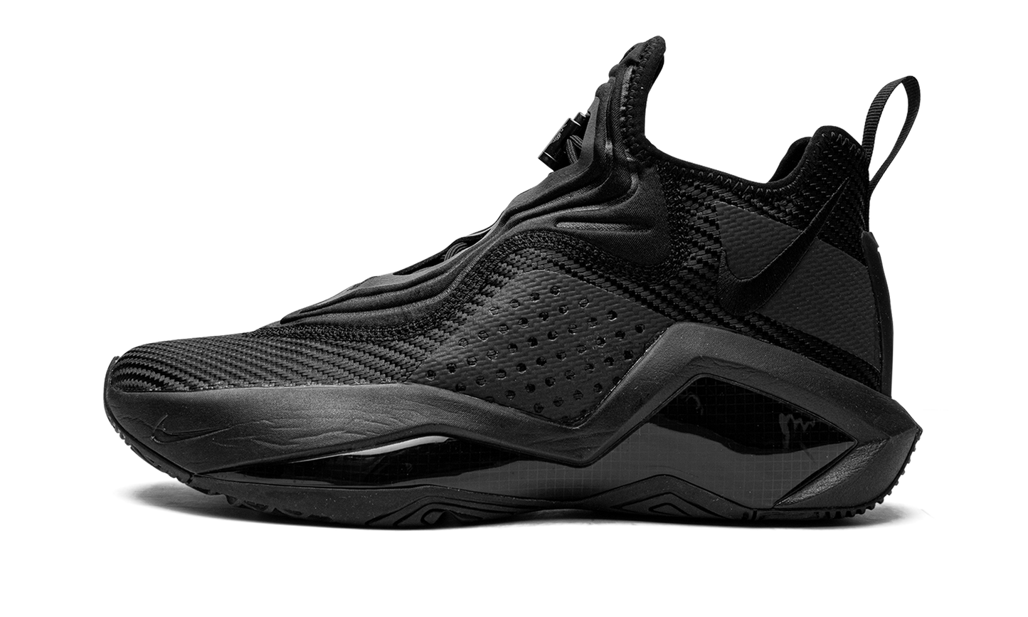 LeBron Soldier XIV "Triple Black" CK6024 003