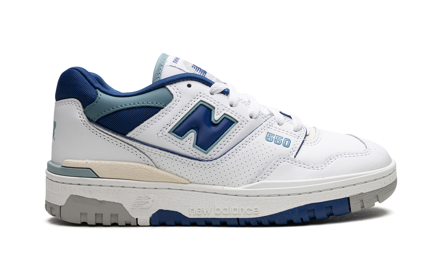 550 "White Blue Groove" BB550NCC