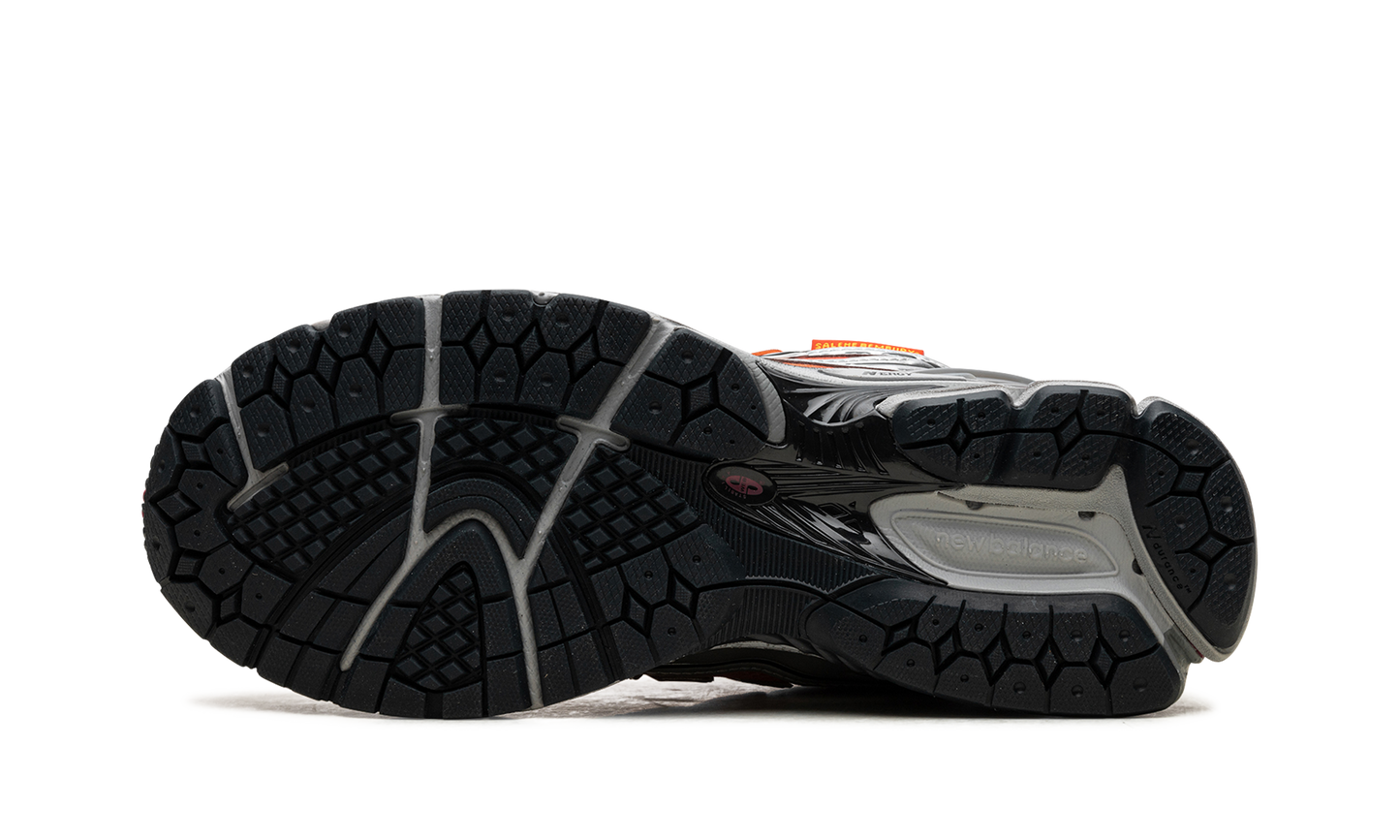 1906R "Salehe Bembury - Heat Be Hot - Lava" M1906RHJ