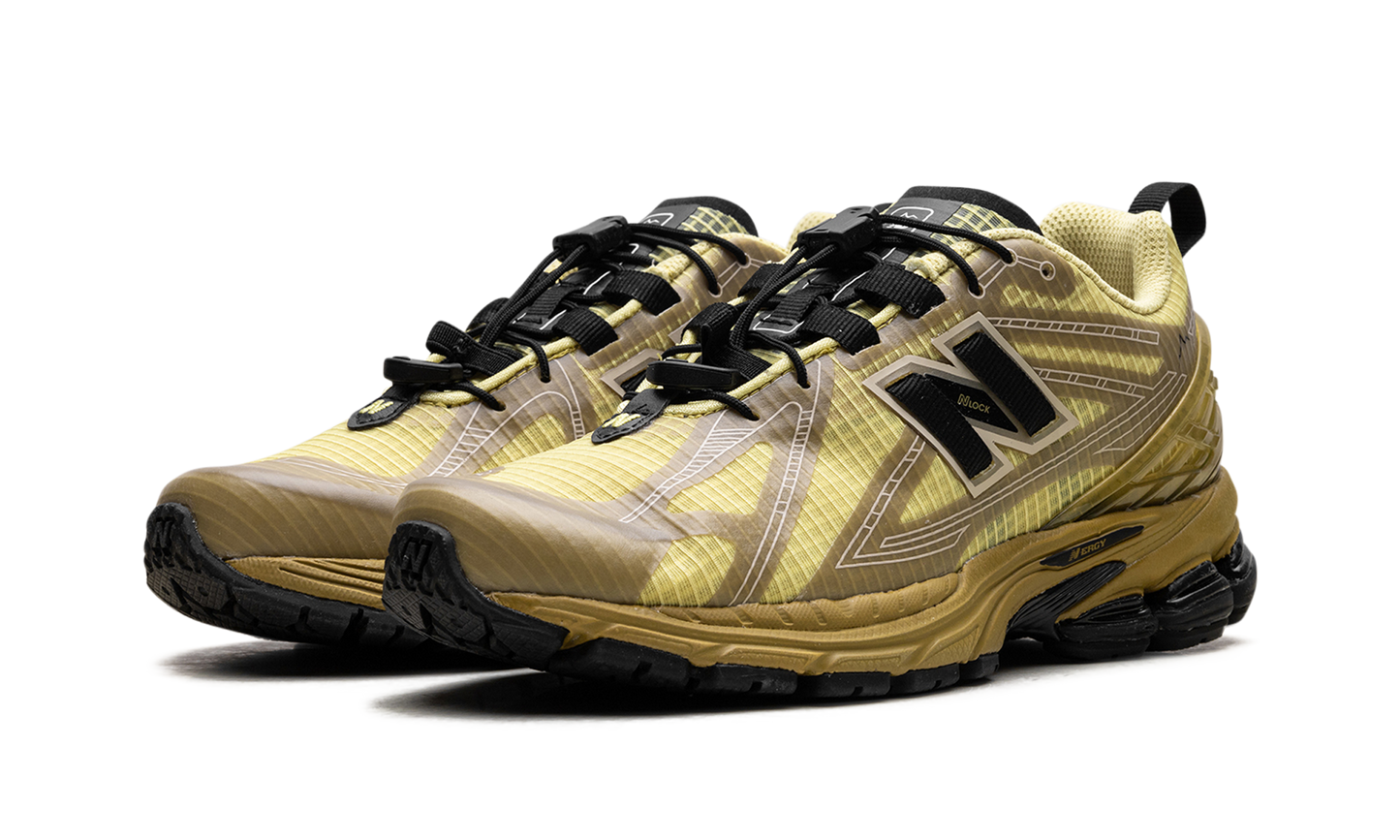 1906R "CAYL" M1906RCY