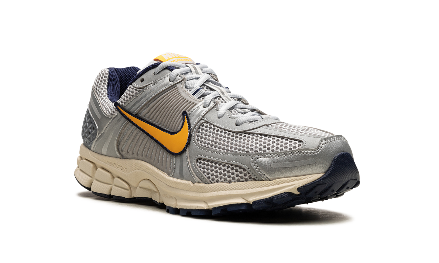 Zoom Vomero 5 "Pure Platinum"