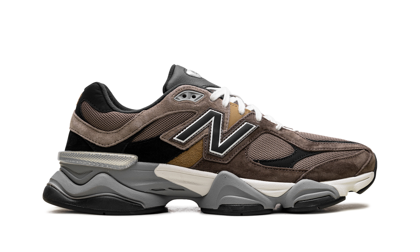 9060 "Dark Mushroom" U9060FMB